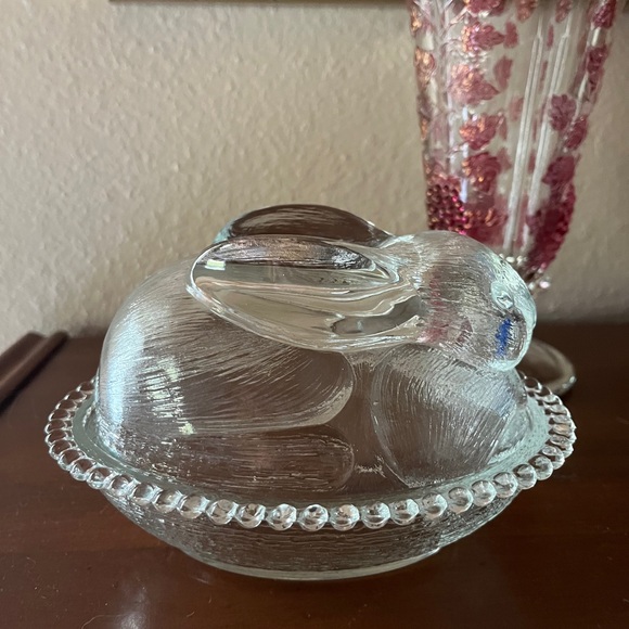 Indiana Glass Vintage Clear Glass Bunny Rabbit On A Nest Candy/Trinket Dish - Picture 2 of 6